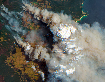 Водитель иномарки погиб в лобовом ДТП на трассе в Крыму