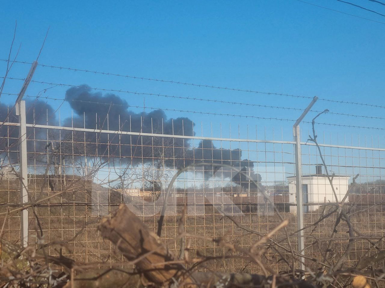 Пожар у военного аэродрома Курска локализован