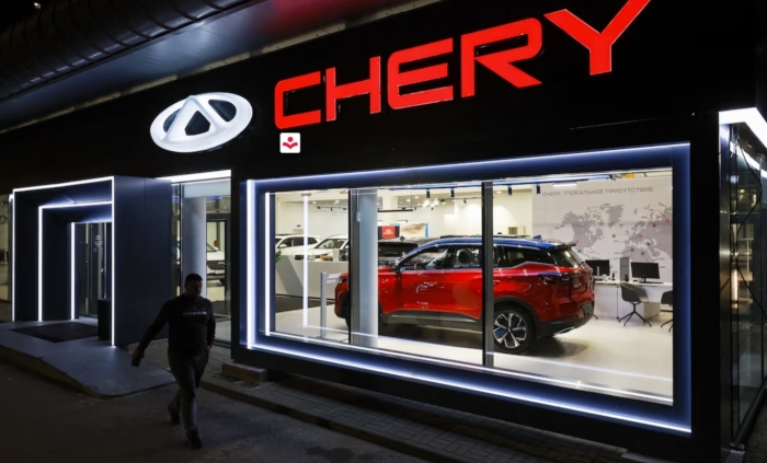 Китайская Chery собирает авто на освобожденных ...