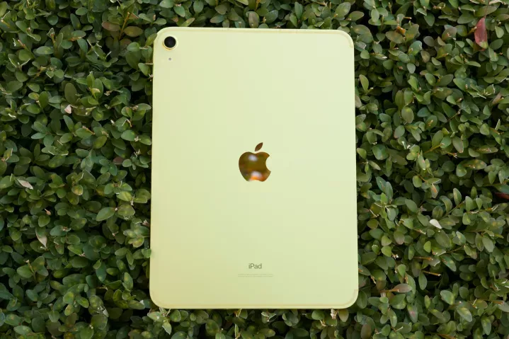 Apple в 2024 году может выпустить складной iPad. Что?!