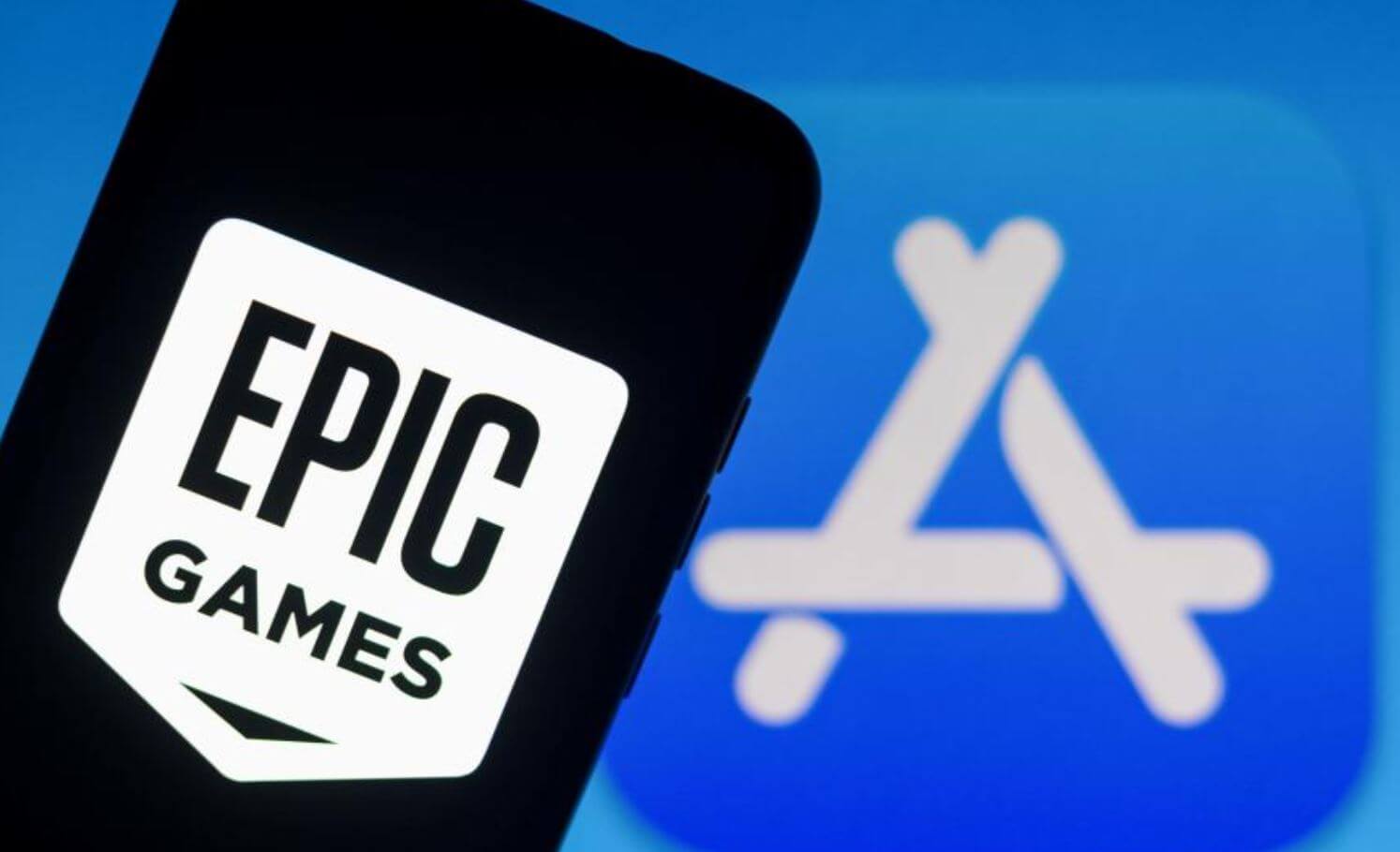 Epic Games провалила суд с Apple, но Fortnite все равно вернется на Айфон. Как так?